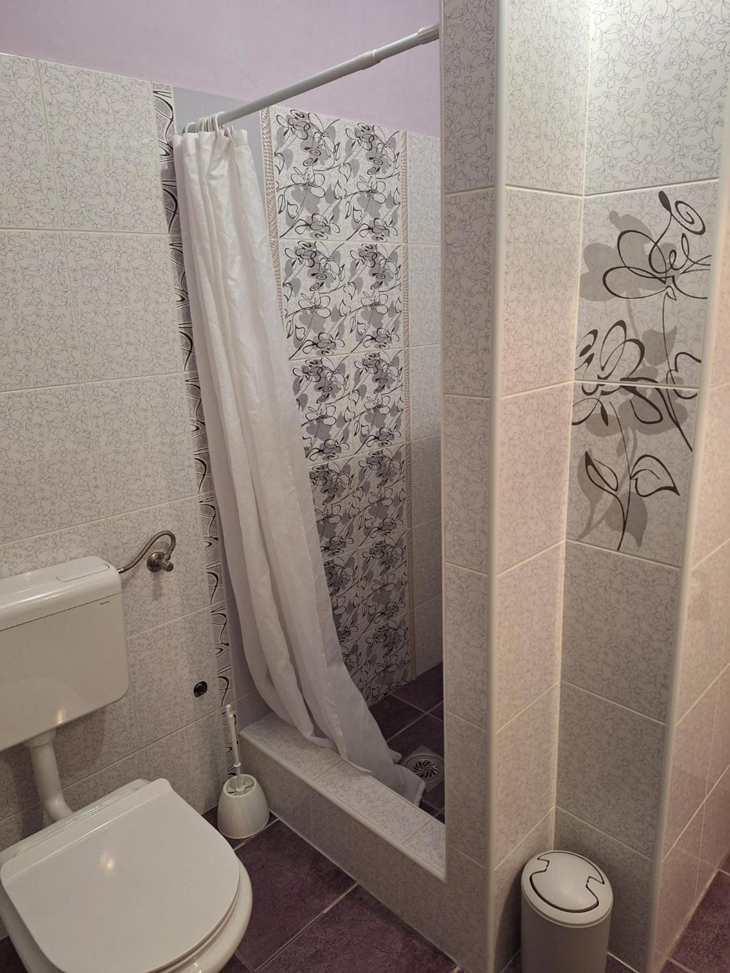 Pinta Appartement Vodice Buitenkant foto