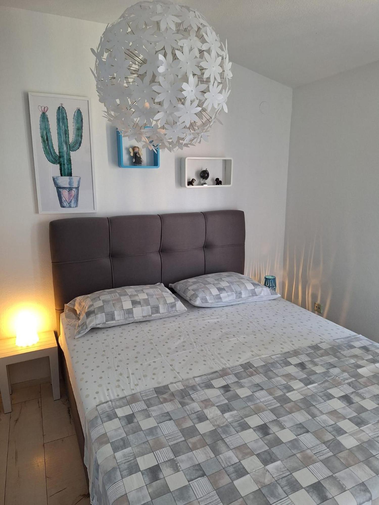 Pinta Appartement Vodice Buitenkant foto